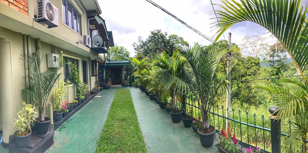 Yes Paradise Kandy Bagian luar foto